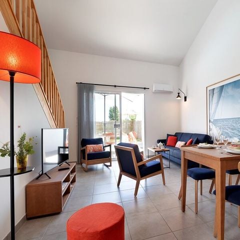 VILLA 6 personnes - 3 chambres - duplex - piscine individuelle