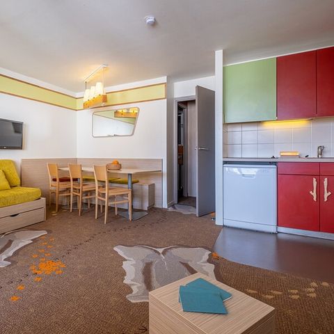 APARTMENT 7 people - 1 BEDROOM + 1 SLEEPING AREA