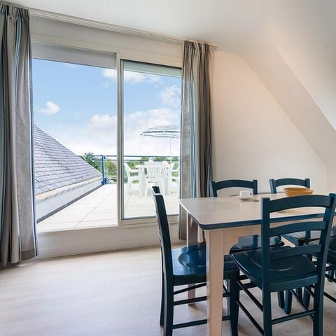 Apartment 8 persons - - 2 bedrooms + 1 sleeping alcove - Terrace - South facing