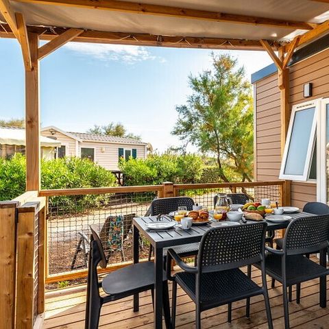 Stacaravan 6 personen - Stacaravan | Premium | 3 slaapkamers | 6 pers | Terras Lounge | Airconditioning | TV