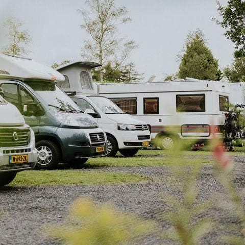 Emplacement - Aire de stationnement pour camping-cars « Basis »