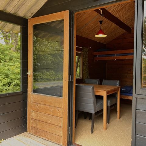 Tente en toile et en bois 4 personnes - Cabane en rondins