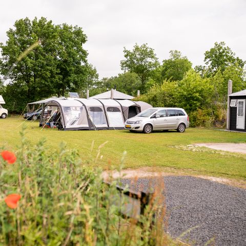 Emplacement - Comfort Plus XL avec sanitaires privés - Hooiberg