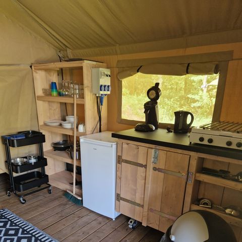 TENDA IN TELA E LEGNO 4 persone