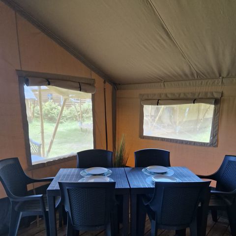 CANVAS AND WOOD TENT 4 people
