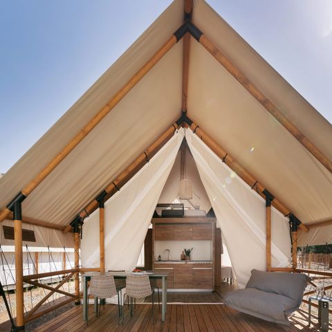Canvas and wooden tent 6 persons - GLAMPING FAMILY