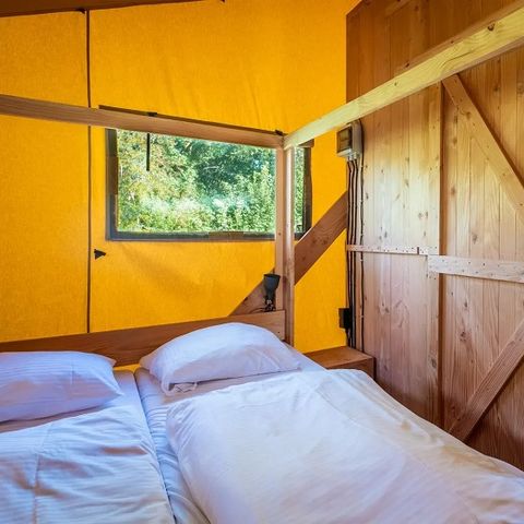 Tente en toile et en bois 5 personnes - Tente Safari Confort Jacuzzi