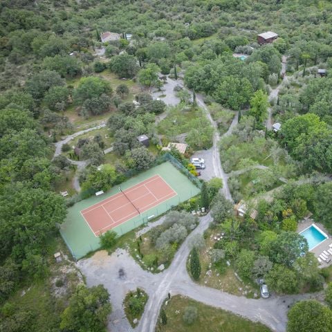 ALBERGUE 2 personas - Roulotte ( Estancia de lujo ) climatizada / con desayuno / 2 pers incluidas / Spa privado opcional
