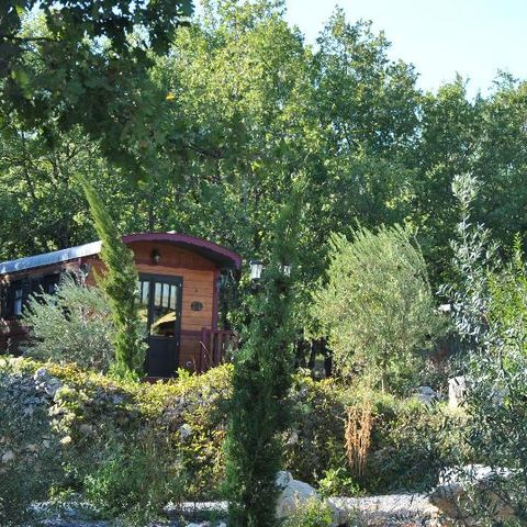 LODGE 4 persone - Roulotte (Soggiorno in famiglia) con aria condizionata / senza colazione / 5 persone incluse / Spa privata opzionale