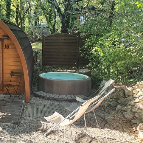 Accommodatie 2 personen - Boshut met airconditioning ( met ontbijt en onbeperkte toegang tot privé Spa ) / 2 pers inbegrepen