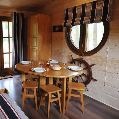 Chalet 5 personen - Sam's hut met airconditioning (klein familiehuis, privé spa op het terras) / 5 personen inbegrepen