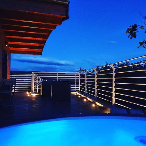 ALBERGUE 2 personas - Cabane Lodge con desayuno y spa privado en la terraza