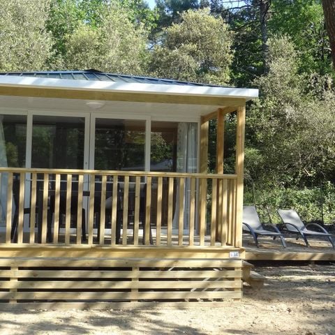 Bungalow 4 personen - Stacaravan | Premium Exclusief | 2 Slaapkamers | 4 Pers | Enig terras | Airconditioning | TV