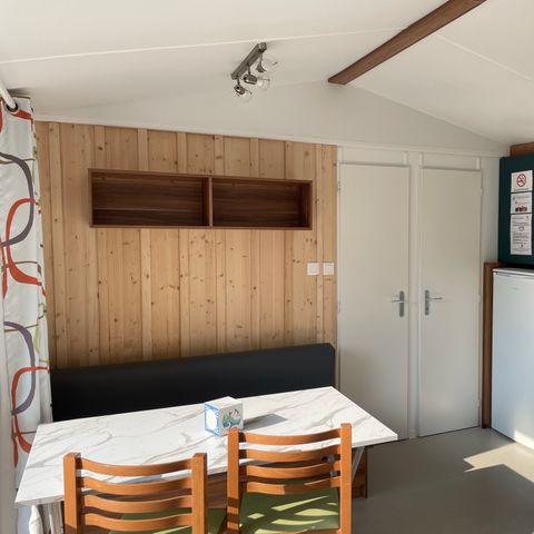 Stacaravan 6 personen - MH 2BED - GEÏNTEGREERD TERRAS