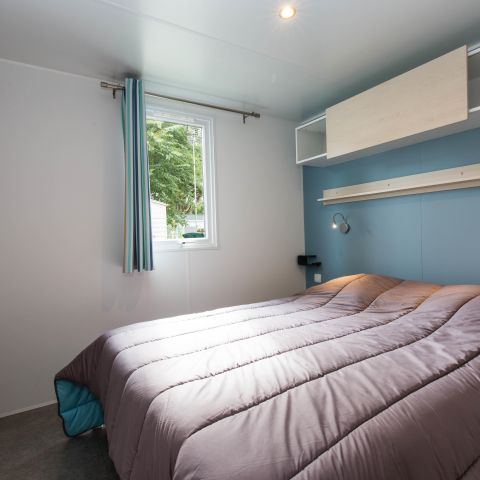 Mobilheim 6/7 personen - MH 3CH - HALBÜBERDACHTE TERRASSE GESCHLOSSEN