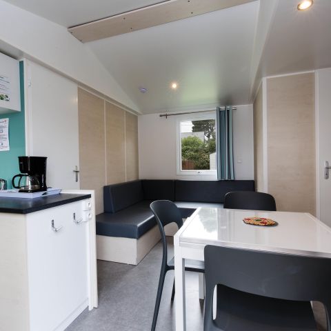 Mobilhome 6/7 personnes - MH - 3 chambres - TERRASSE SEMI COUVERTE FERMEE