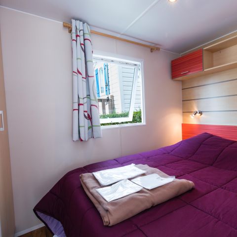 Mobilheim 2 personen - 1 SCHLAFRAUM - ÜBERDACHTE TERRASSE