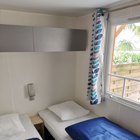 Mobilhome 6 personnes - M°6 / 3 chambres avec climatisation et grande terrasse couverte