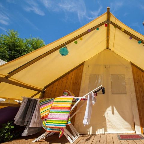 CANVAS AND WOOD TENT 6 people - Equipped SANPEI tent