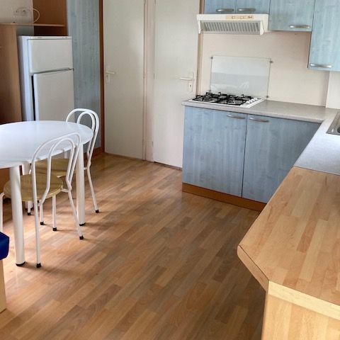 MOBILHOME 2 personnes - Mobil home HAWAI 4/6 pers - personnes supplémentaires possible en supplément, contacter le camping