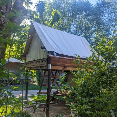 ALOJAMIENTO INUSUAL 2 personas - BIVOUAC sobre pilotes