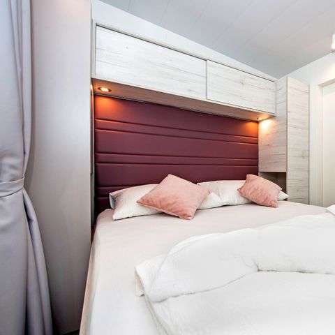 BUNGALOW 6 personnes - Comfort XL | 3 Ch. | 6 Pers. | Terrasse surélevée | 2 SDB | Clim. | TV