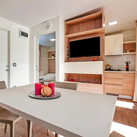 Mobilhome 4 personnes - Comfort XL | 2 Ch. | 4 Pers. | Terrasse surélevée | 2 SDB | Clim. | TV