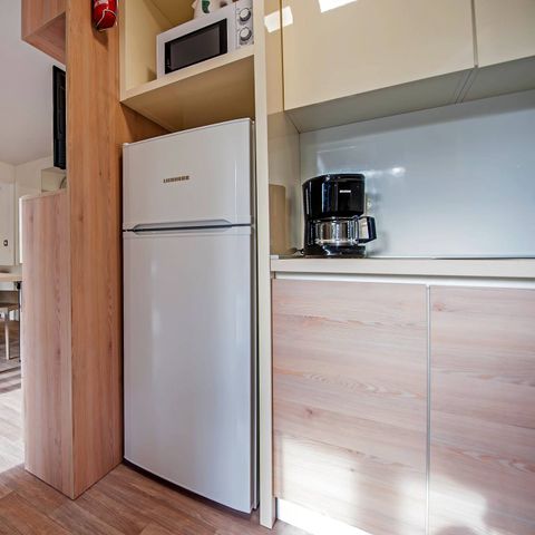 Mobilhome 6 personnes - Mobil-home | Comfort | 2 Ch. | 4/6 Pers. | Terrasse surélevée | 2 SDB | Clim. | TV