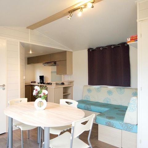 Stacaravan 5 personen - STANDAARD 29m² - 2 kamers + overdekt terras