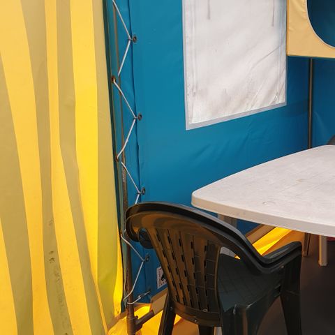 Zelt 4 Personen - Rando Camp 16m² 2 Zimmer ( ohne Sanitäranlagen) mit Terrasse