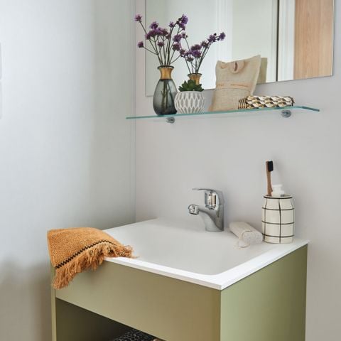 Mobilheim 4 Personen - CONFORT 28m² 2 Zimmer mit überdachter Terrasse