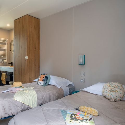 CASA MOBILE 4 persone - Cottage Select TV LV Wifi Plancha - 2 camere e 2 bagni - 4 pers.