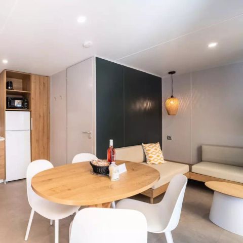 Mobilheim 4 Personen - Cottage Iris 3 Zimmer 4 Personen + TV ***