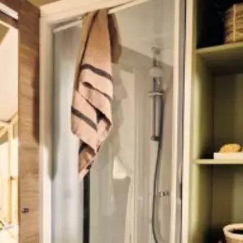 TENDA DA CAMPEGGIO 6 persone - Lodge Tent Camelia 4 Camere 6 Persone *** (in francese)