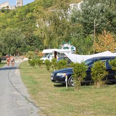 Flower Camping Ile Des Trois Rois - Camping Eure