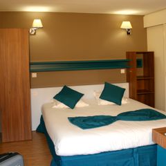 Appart'Hotel Confluence - Camping Rhone