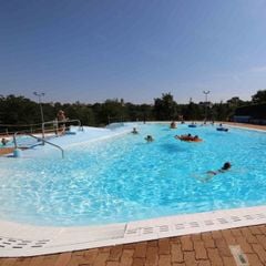 Camping Au Lac d'Hautibus - Camping Deux-Sevres