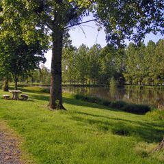 Camping Le Moulin Des Effres - Camping Deux-Sevres