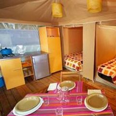 BUNGALOW TOILÉ 5 personnes - sans sanitaires