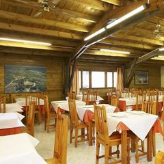 Camping Caravaning Playa de Oyambre - Camping Marches-Italie