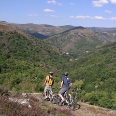 Camping Les Gorges de l'Herault - Camping Gard