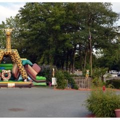 Camping Côté Lac - Camping Deux-Sevres