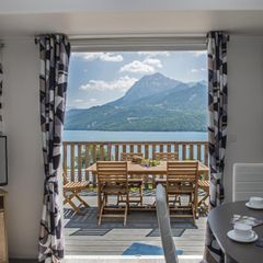 Camping L'Ecrin du Lac - Camping Hautes-Alpes