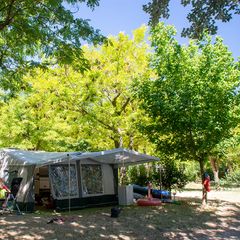 Camping Etang De La Bonde - Camping Vaucluse