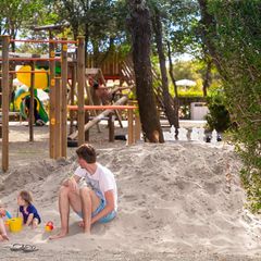 Camping & Village Montescudaio - Camping Pise
