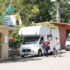 Camping Aux Rives du Soleil - Camping Ain