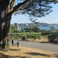 Camping de la Cité d'Alet - Camping Ille-et-Vilaine