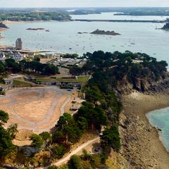 Camping de la Cité d'Alet - Camping Ille-et-Vilaine