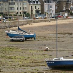 Camping de la Cité d'Alet - Camping Ille-et-Vilaine