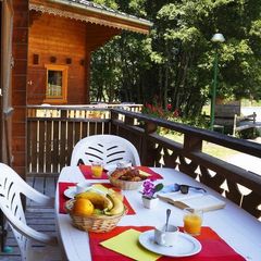 Résidence Les Chalets du Bois de Champelle - Camping Haute-Savoie